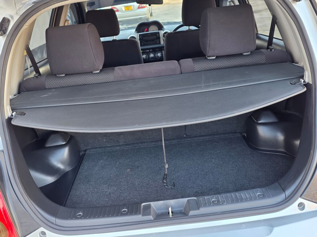 Used Toyota IST 2003 for Sale in Dar es Salaam