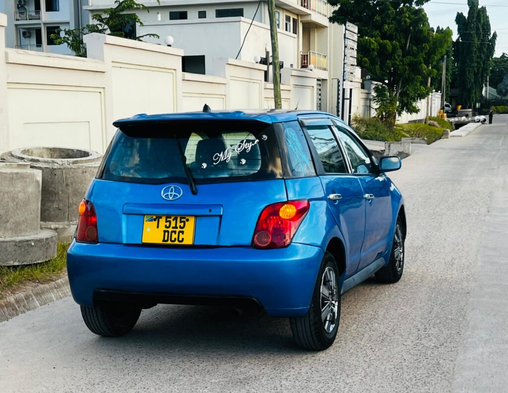 Price Toyota IST 2003 for Sale in Dar es Salaam