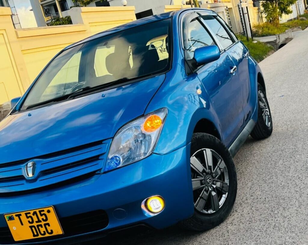 For Sale Toyota IST 2003 in Dar es Salaam