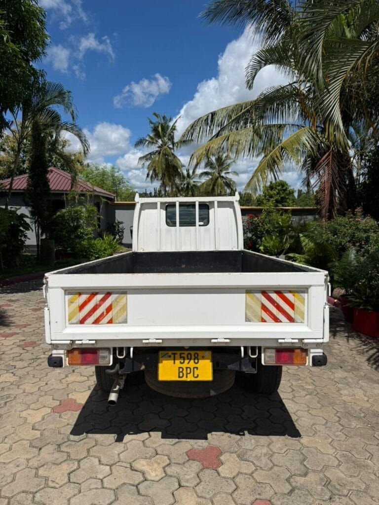 Price Of Mazda Titan 2003 for Sale in Tanzania