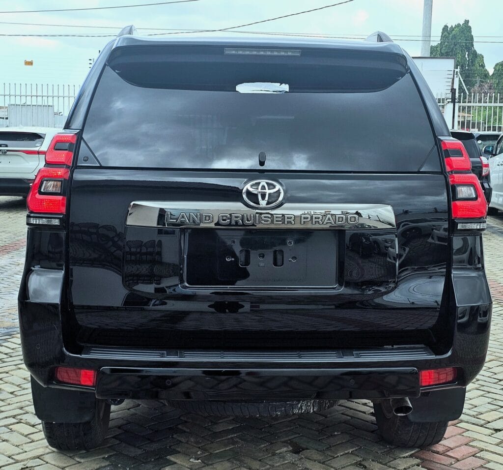 Toyota Land Cruiser Prado 2020 Inauzwa Dar es salaam Tanzania