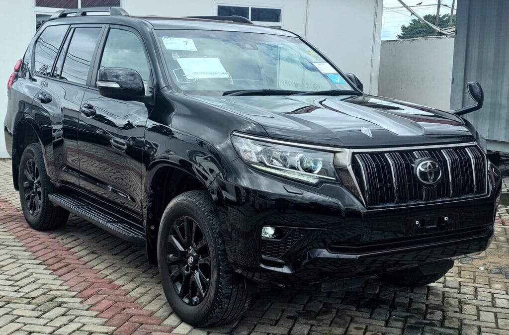 Magari Sokoni Toyota Land Cruiser Prado ya Bei Poa 2020