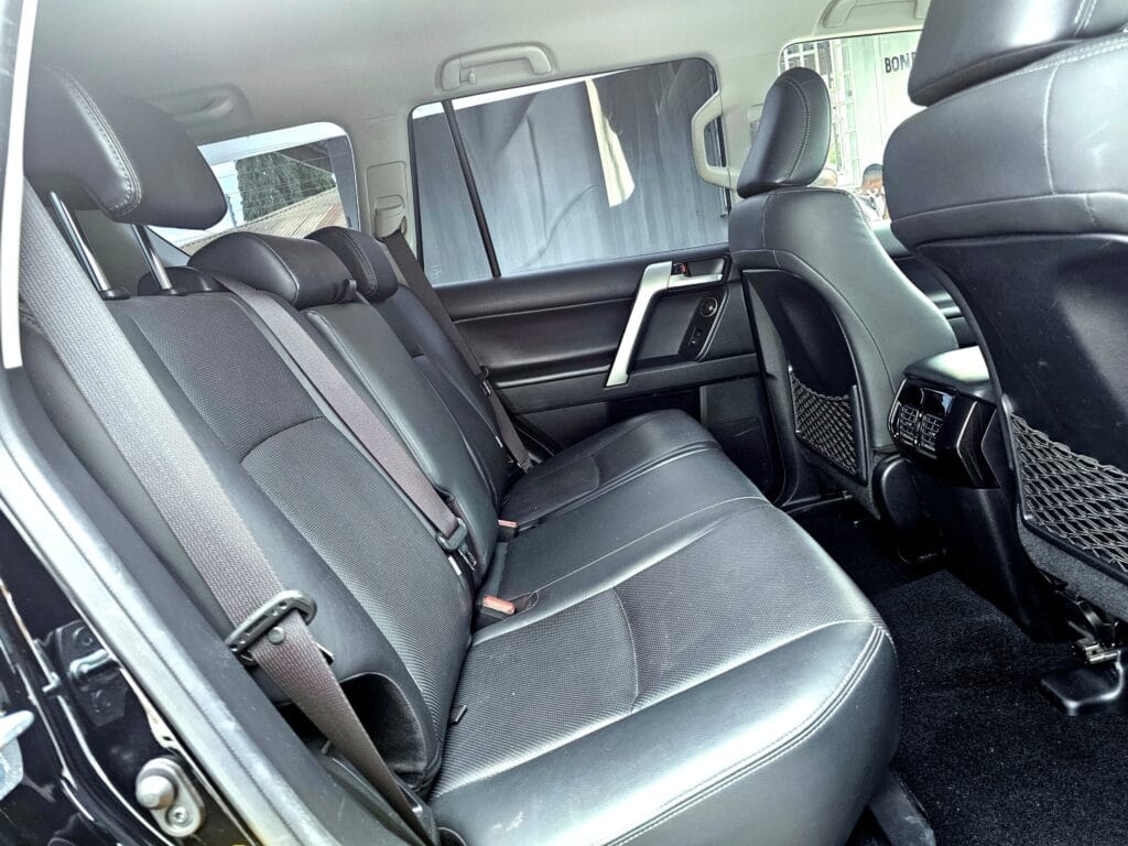 Magari Sokoni Toyota Land Cruiser Prado ya Bei Poa 2020