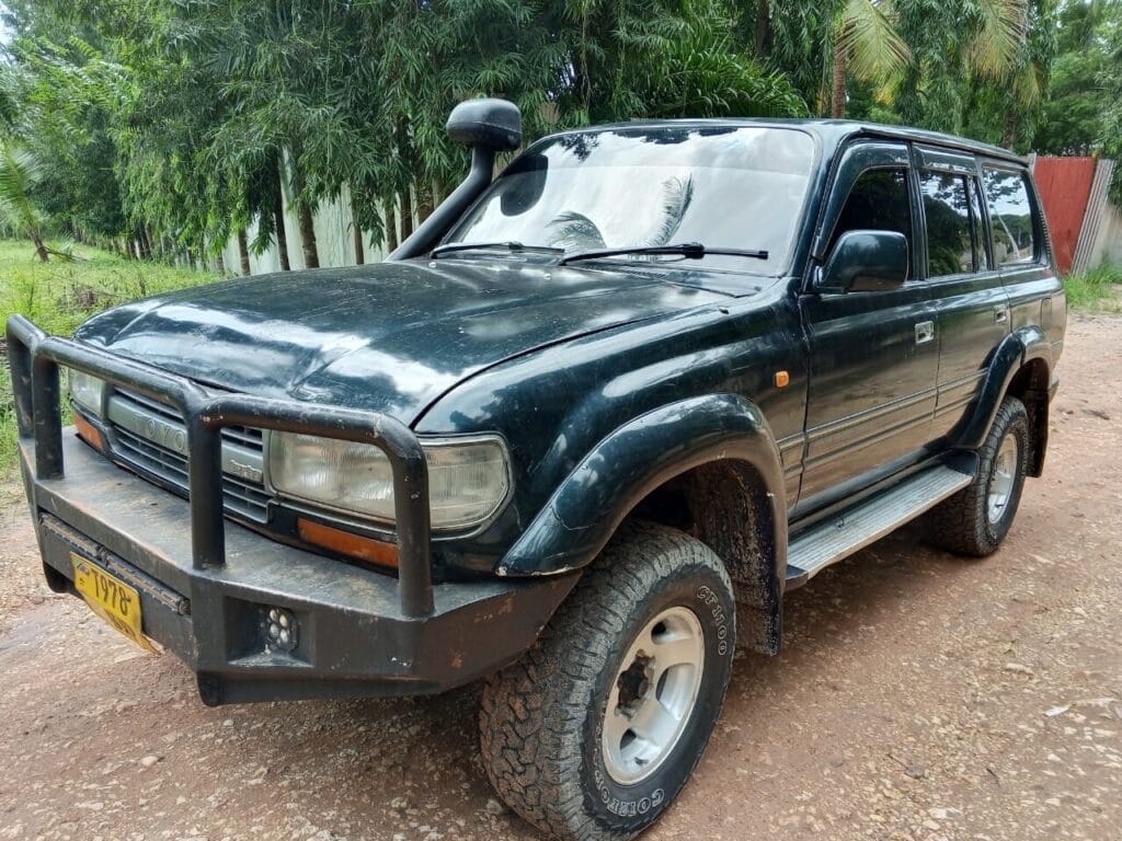 Buy Toyota Land Cruiser V8 1995 for Sale in Dar es salaam