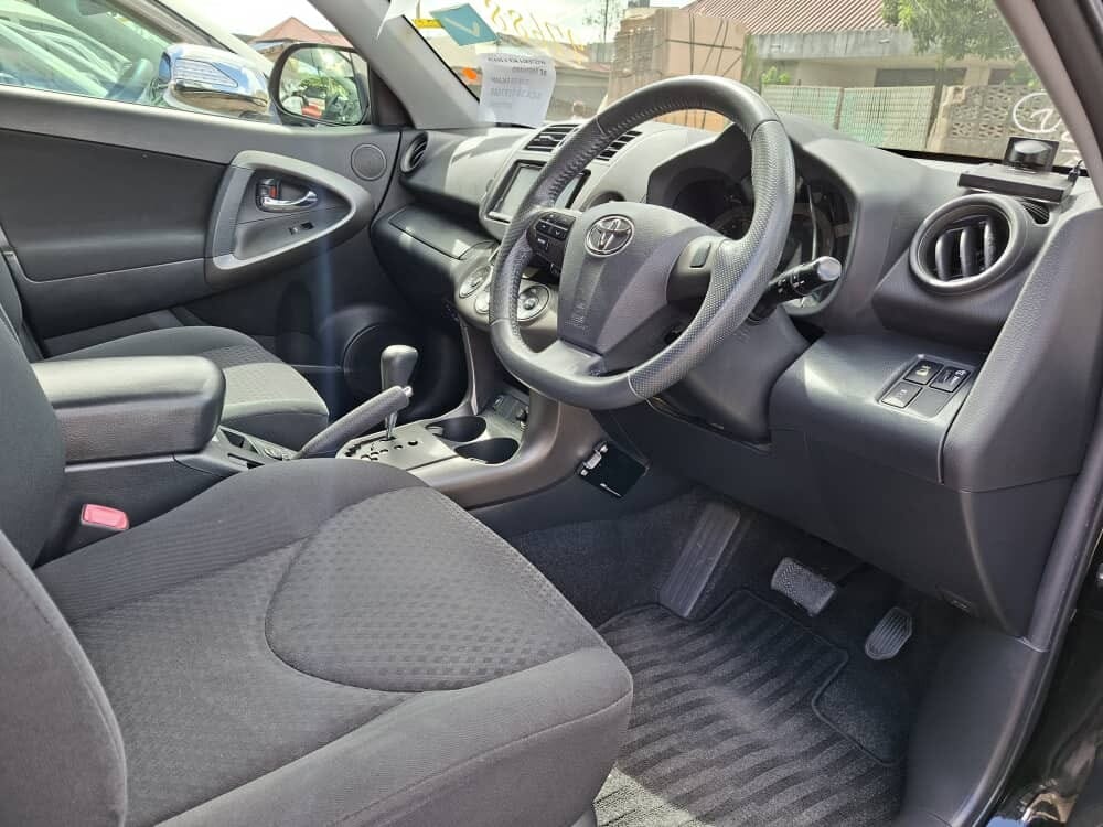 Buy Toyota Vanguard 2011 for Sale in Dar es salaam
