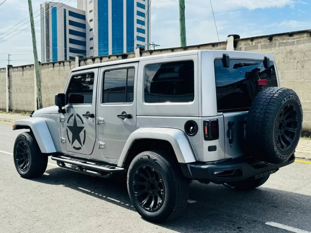 Price Jeep Wrangler 2013 for Sale in Dar es Salaam