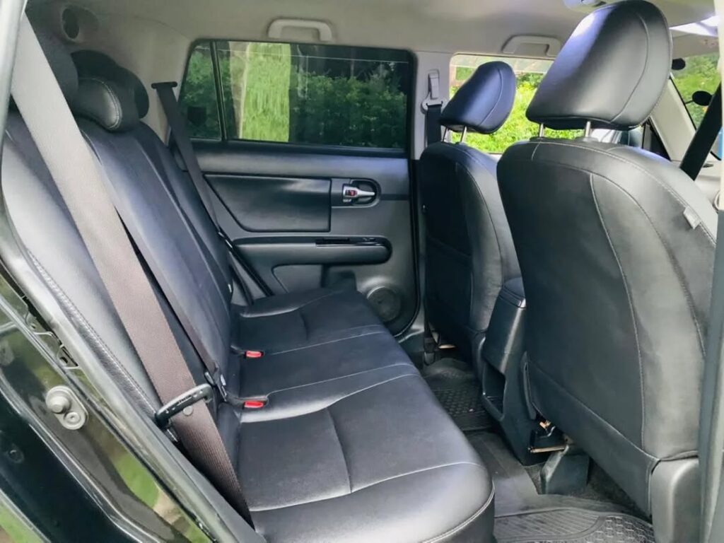 Buy Toyota Rumion 2013 for Sale in Lindi
