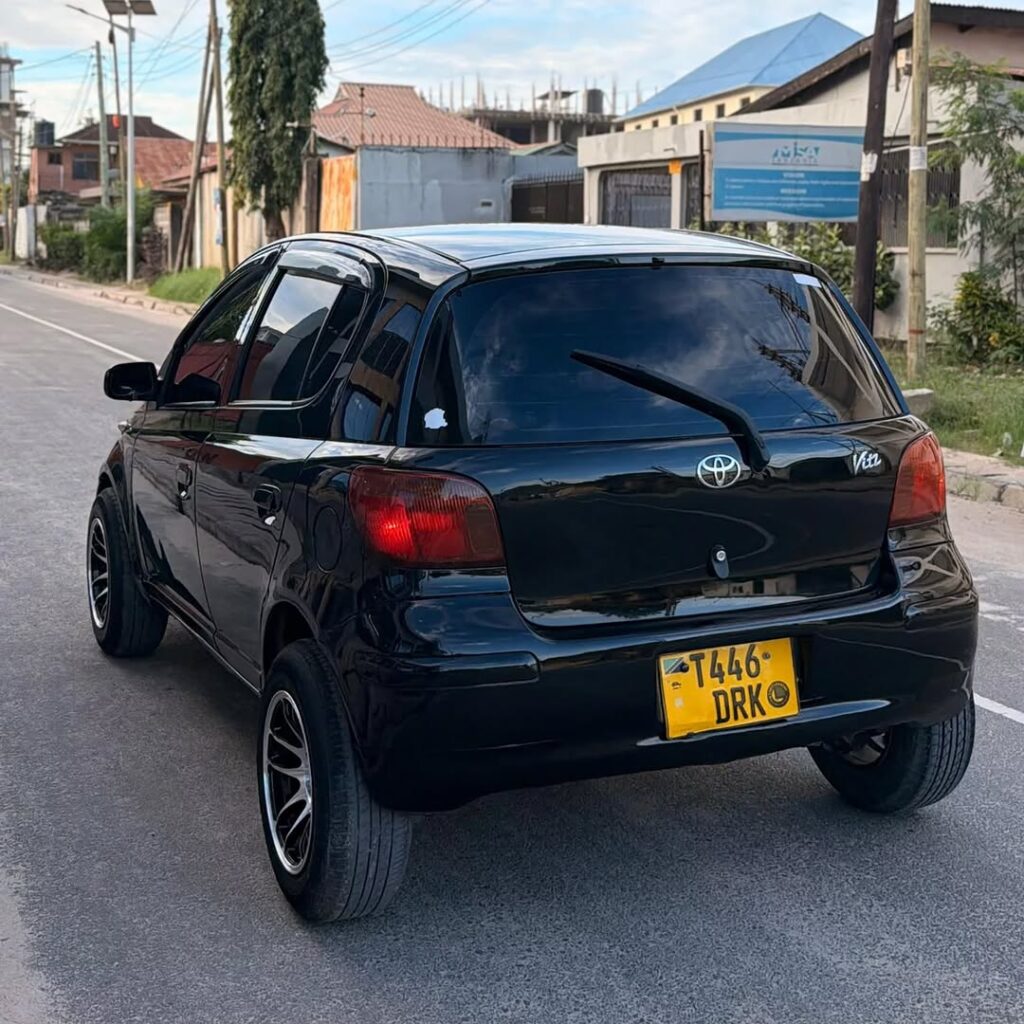 Used Toyota Vitz 2002 for Sale in Dar es Salaam