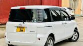 For Sale Toyota Sienta 2010 in Dar es Salaam