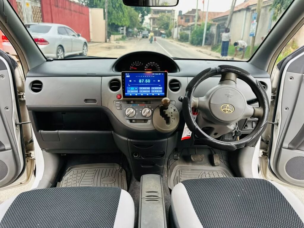 Buy Toyota Sienta 2010 for Sale in Dar es Salaam