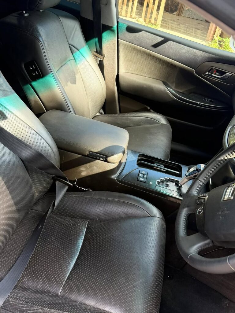 Bei ya Toyota Crown 2009 Sokoni Dar es Salaam Tanzania