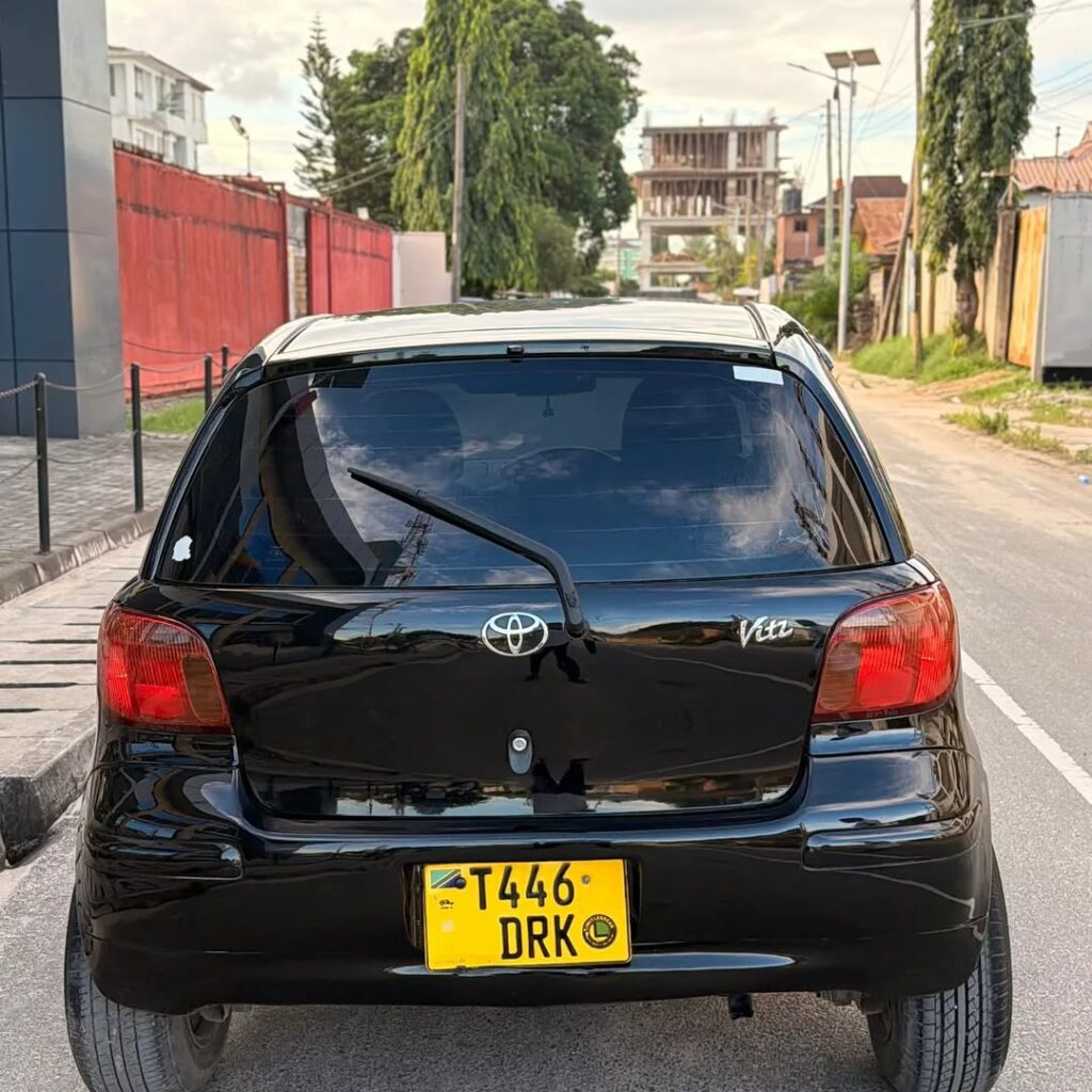 Used Toyota Vitz 2002 for Sale in Dar es Salaam