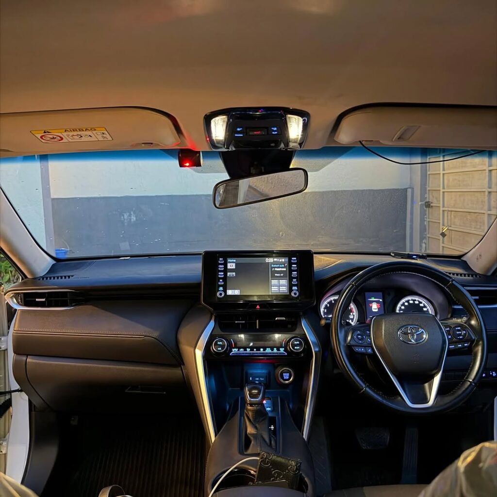 Magari Sokoni Toyota Harrier ya Bei Poa 2022