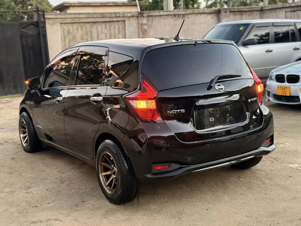 Bei ya Nissan Note 2017 Sokoni Dar es Salaam Tanzania