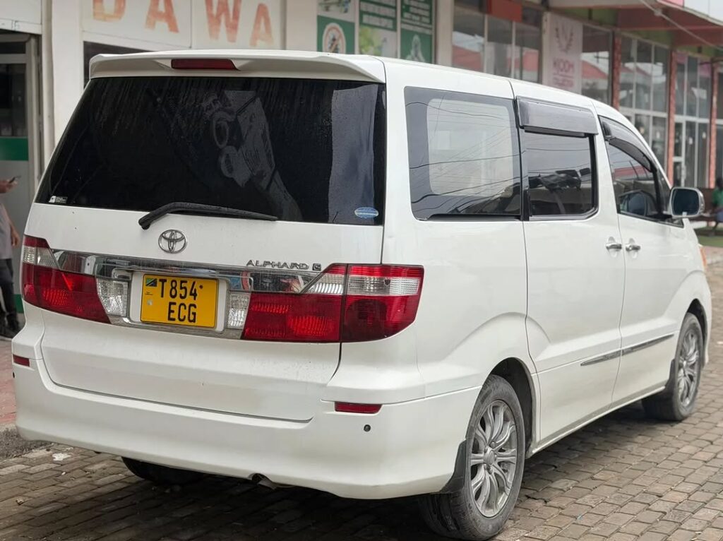 For Sale Toyota Alphard 2006 in Dar es Salaam