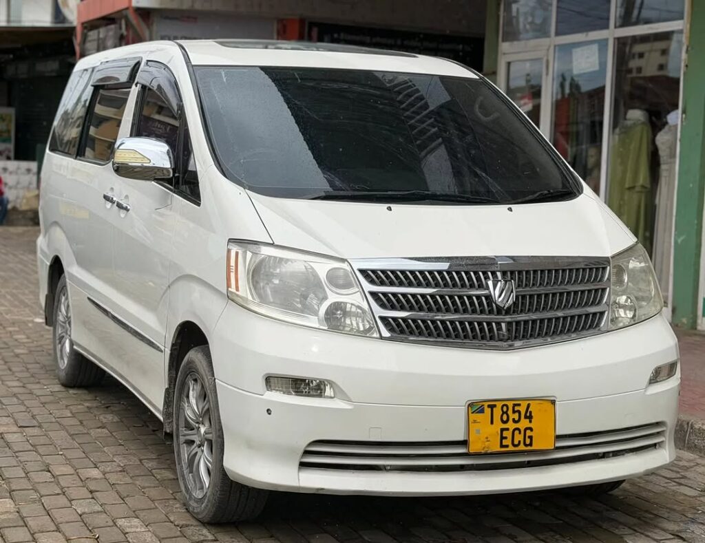 Used Toyota Alphard 2006 for Sale in Dar es Salaam