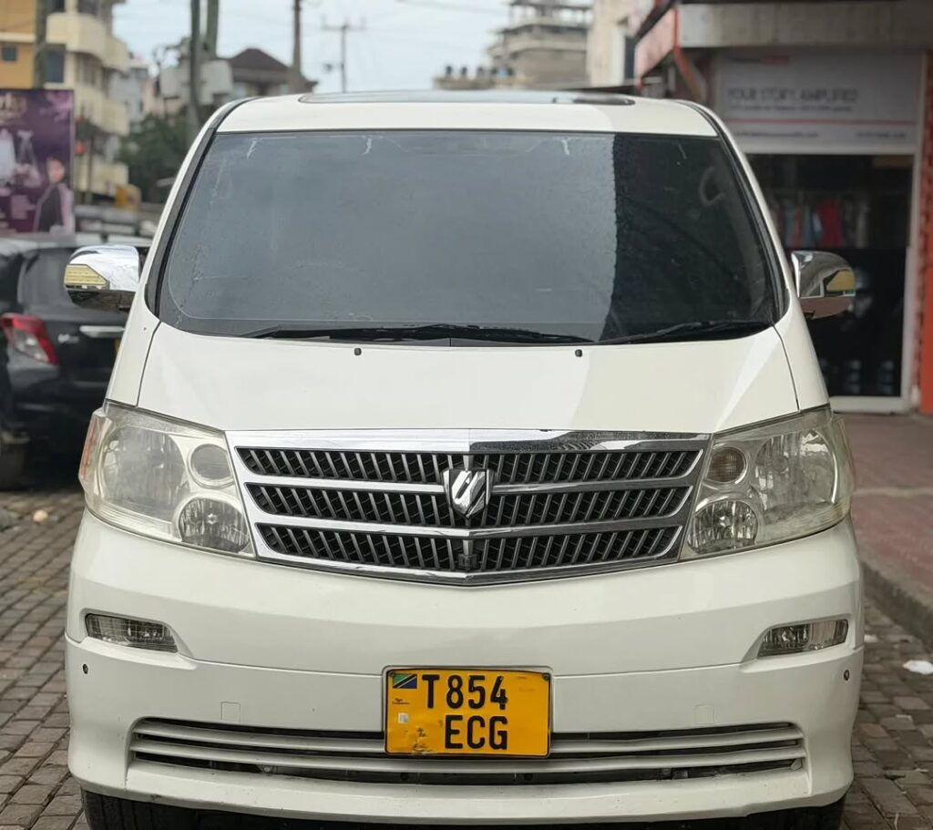 Toyota Alphard 2006 for Sale in Dar es Salaam