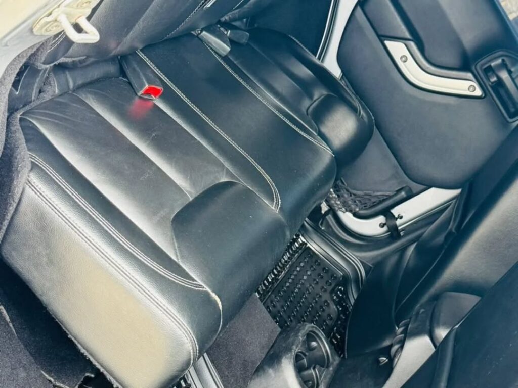 Jeep Wrangler 2013 for Sale in Dar es Salaam