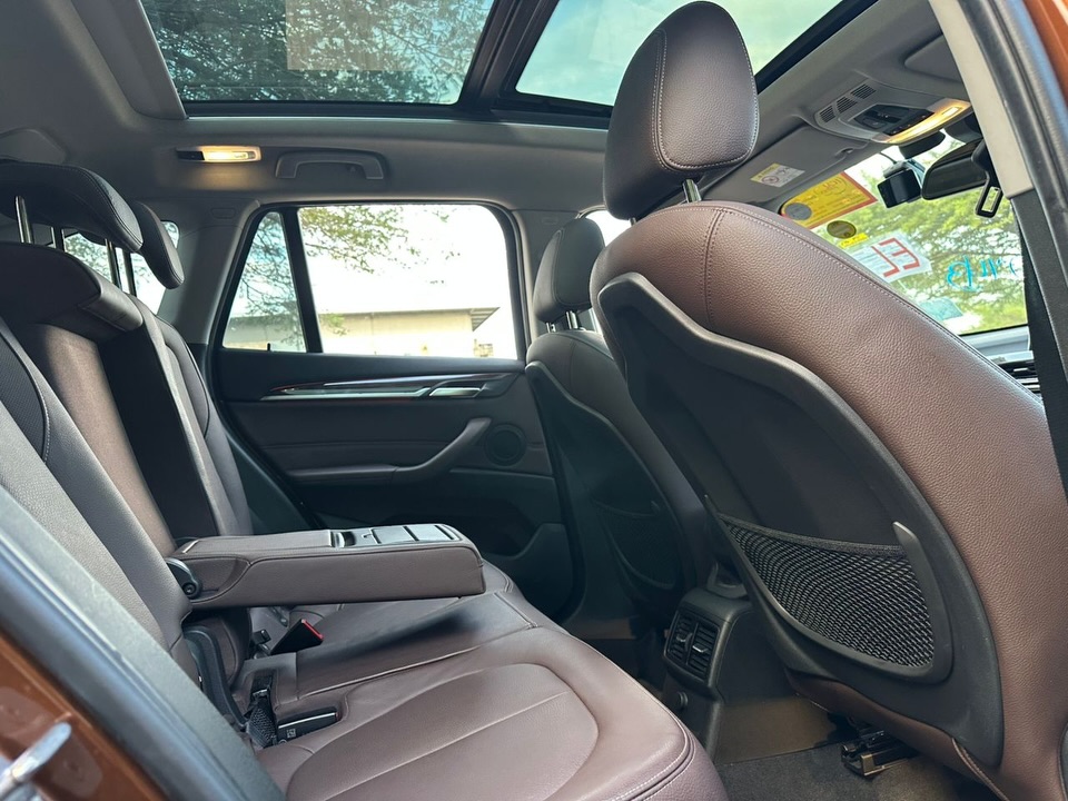 BMW X1 bei poa sokoni Dar es Salaam Tanzania