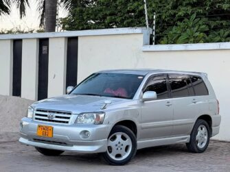 Bei Ya Toyota Kluger 2006 Sokoni Dar es Salaam Tanzania