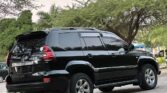 Toyota Land Cruiser Prado 2006 Inauzwa Dar es Salaam Tanzania