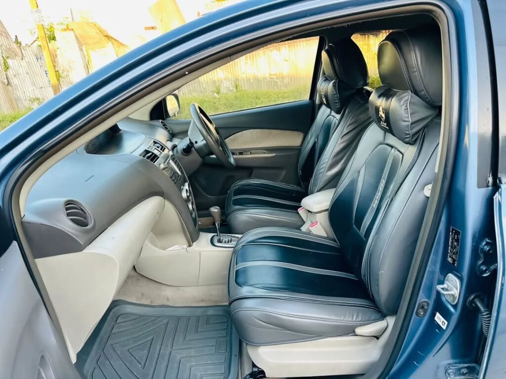 Toyota Belta bei poa sokoni Dar es Salaam Tanzania
