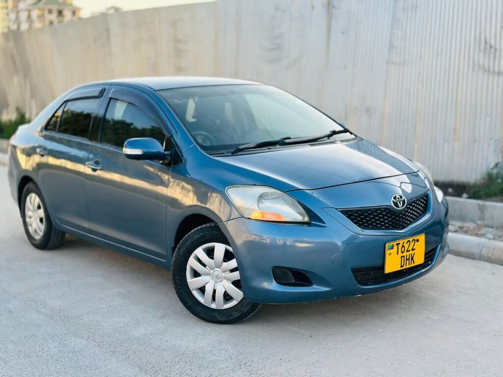 Magari Sokoni Toyota Belta ya Bei Poa 2007