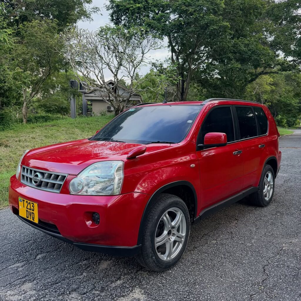 Magari X-Trail 2008 lipo Dar es Salaam