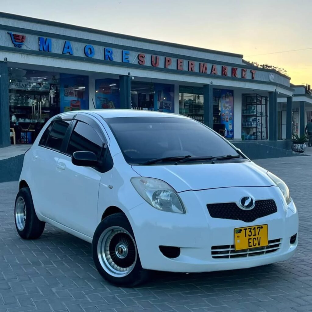 Used Toyota Vitz 2005 for Sale in Dar es Salaam