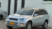 Magari Rav4 2003 lipo Mwanza