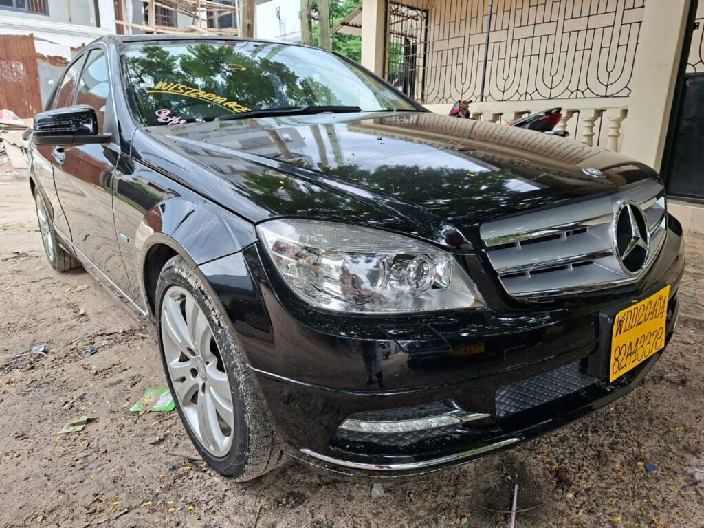 Benz C-Class 2010 for Sale in Dar es Salaam