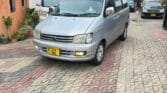 Magari Noah 2000 lipo Dar es salaam