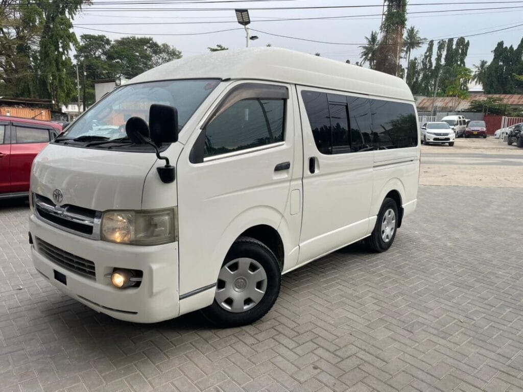 Toyota Hiace 2006 for Sale in Dar es Salaam
