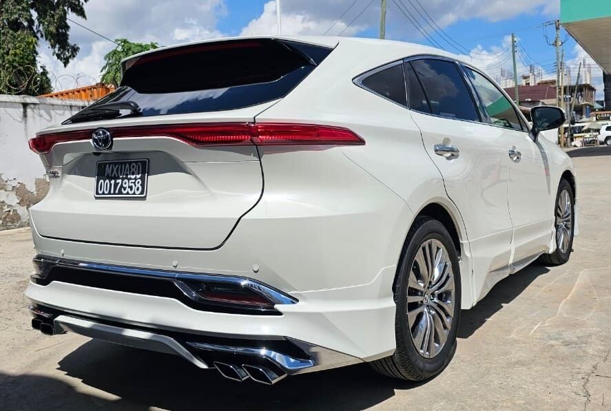 Magari Sokoni Toyota Harrier ya Bei Poa 2020