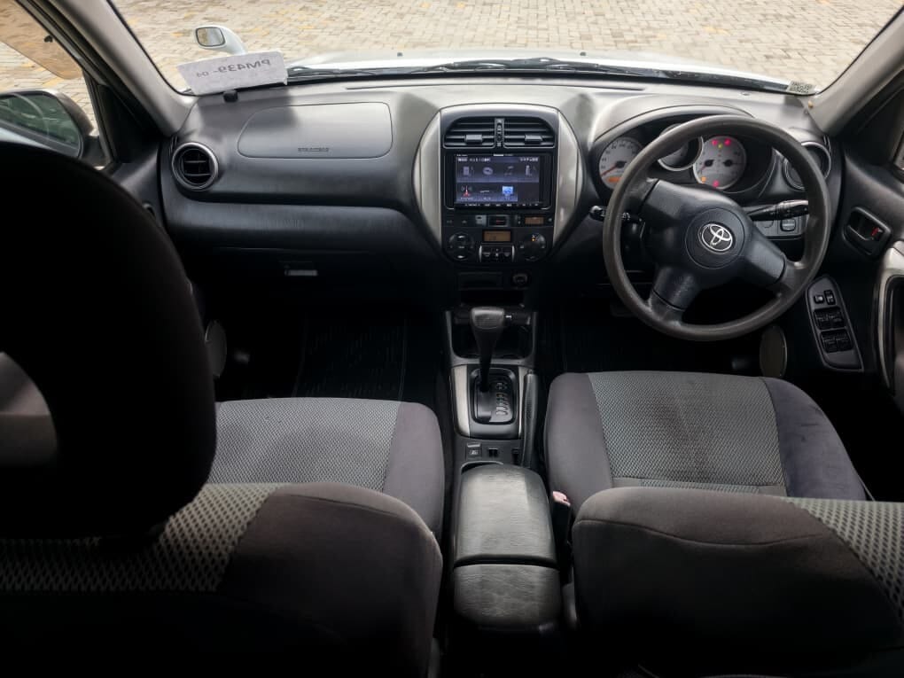 Toyota Rav4 2004 for Sale in Dar es salaam