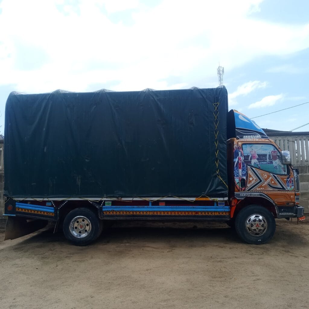 Price Of Mitsubishi Canter 1999 for Sale in Tanzania