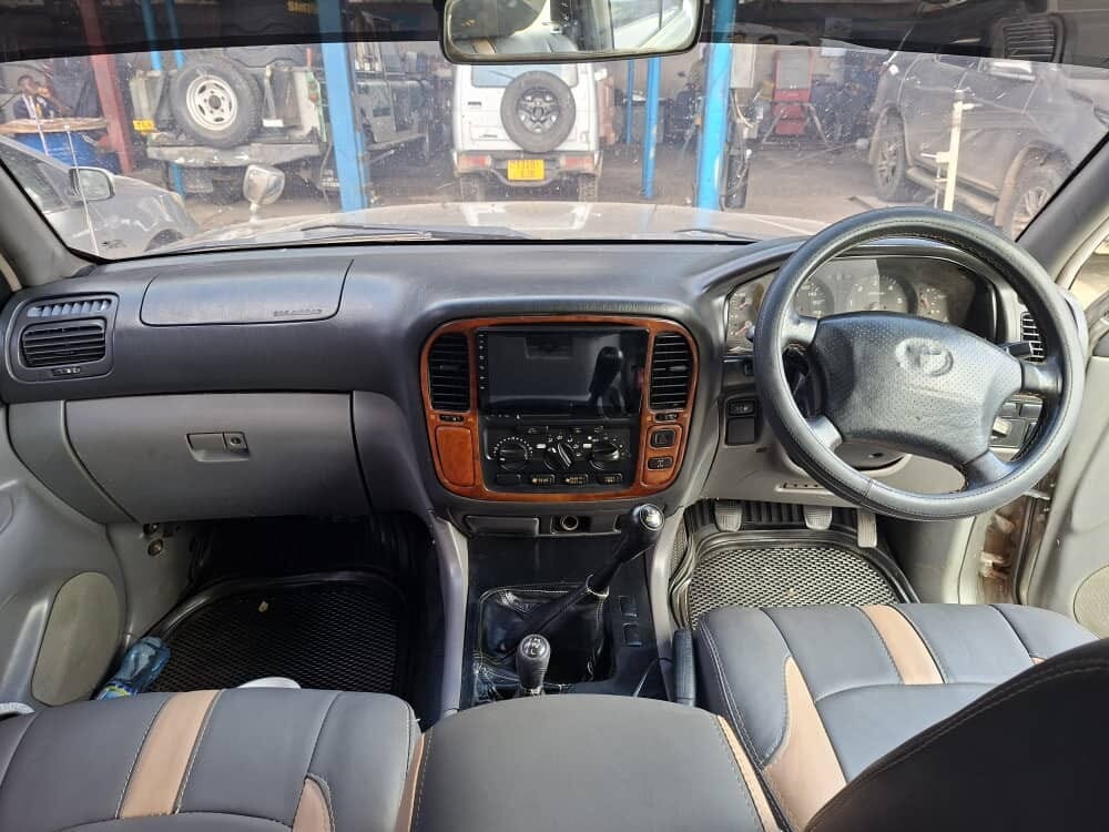 Toyota Land Cruiser 76 SUV 2003 for Sale in Dar es salaam