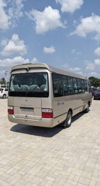 Bei Ya Toyota Coaster 2006 Sokoni Dar es Salaam Tanzania