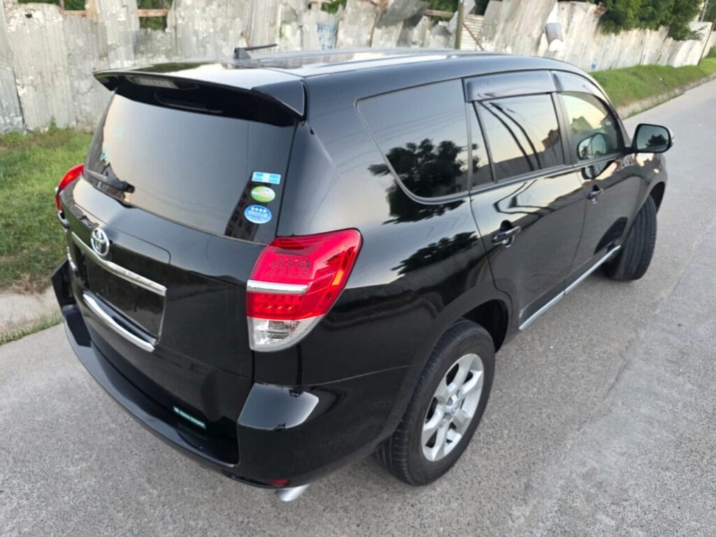 For Sale Toyota Vanguard 2011 in Dar es Salaam