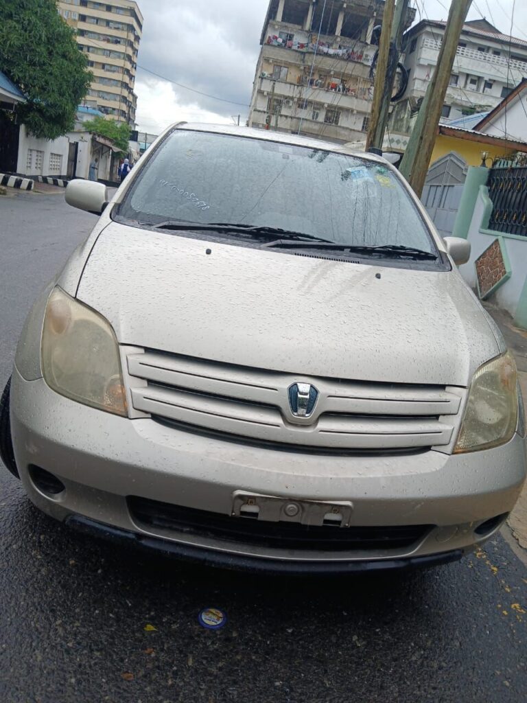 Buy Toyota IST 2004 for Sale in Dar es Salaam