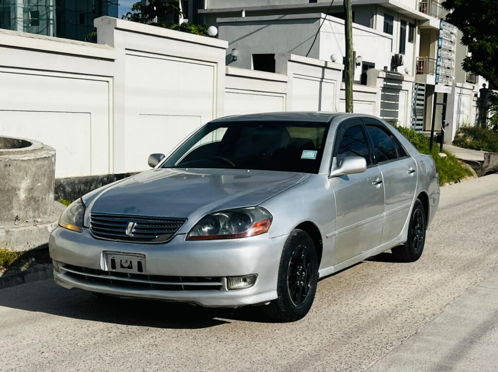 Magari Sokoni Toyota Mark II ya Bei Poa 2003