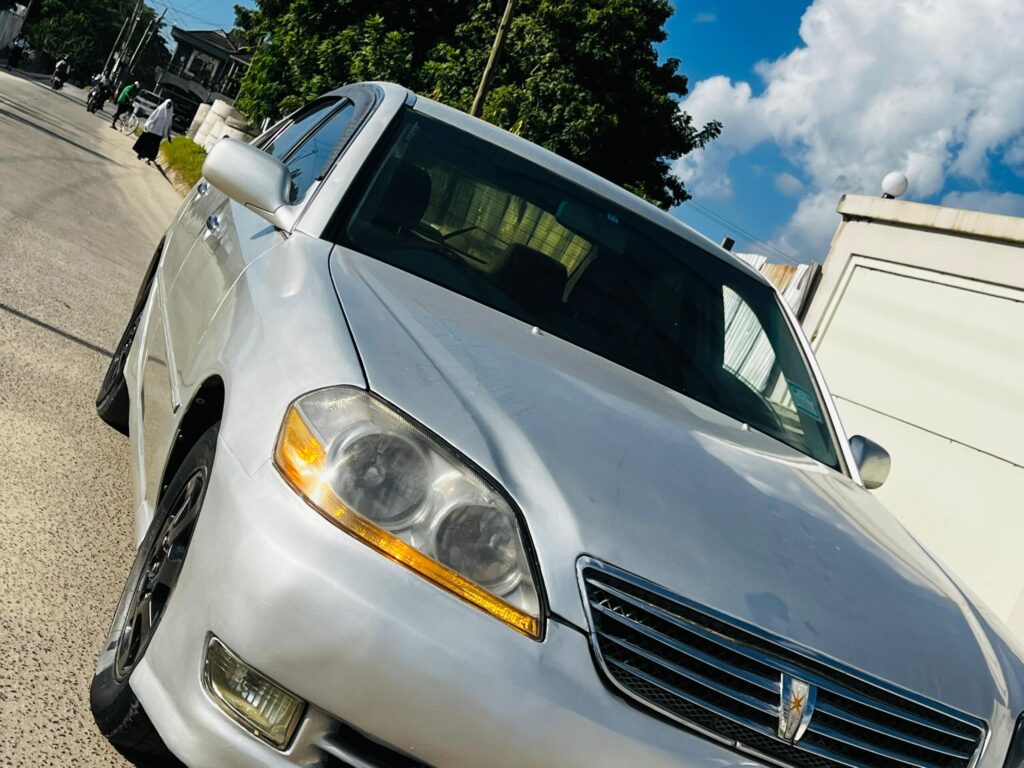 Magari Used Toyota Mark II 2003 Dar es Salaam Tanzania