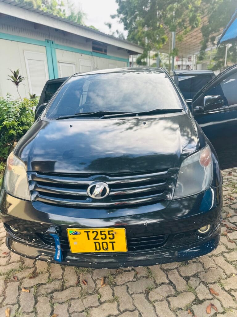 Used Toyota IST 2007 for Sale in Dar es Salaam