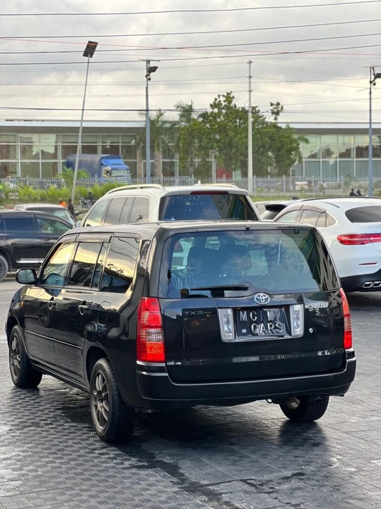 Toyota Probox 2003 Inauzwa Dar es Salaam Tanzania