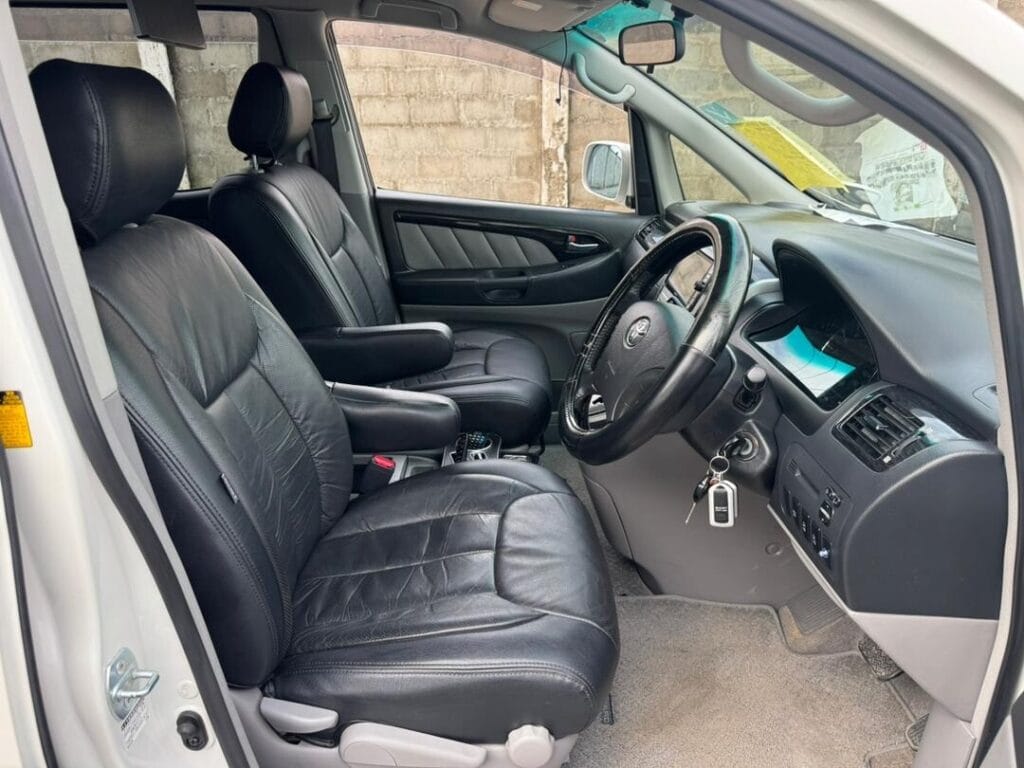 For Sale Toyota Alphard 2007 in Dar es Salaam