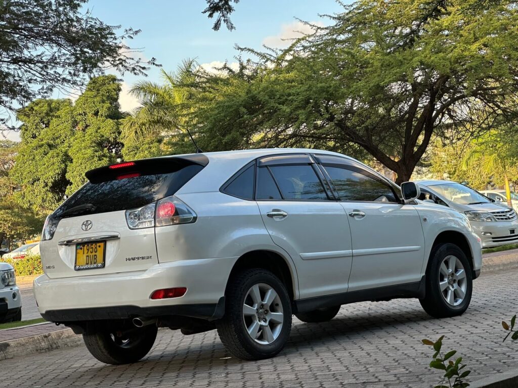 Toyota Harrier 2006 for Sale in Dar es Salaam