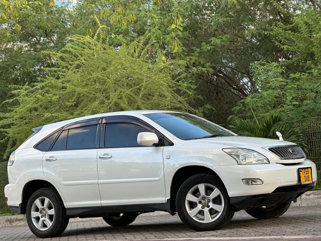 Price Of Toyota Harrier 2006 for Sale in Tanzania