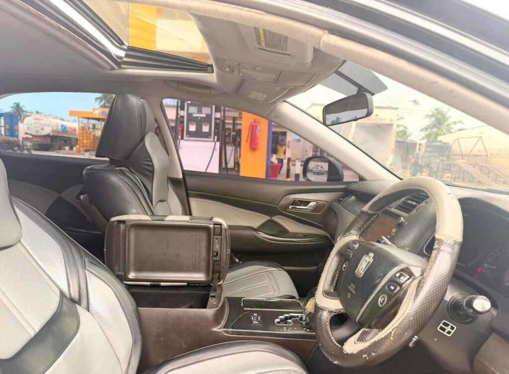 For Sale Toyota Crown 2009 in Dar es Salaam