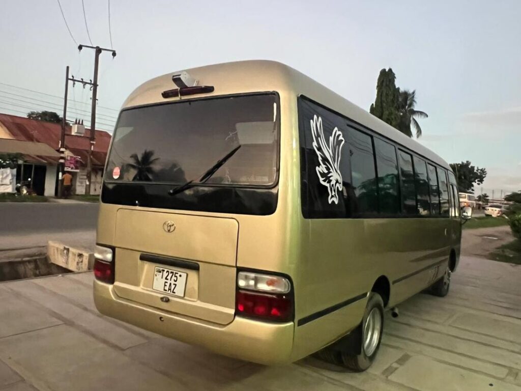 Toyota Coaster 2004 for Sale in Dar es Salaam