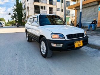 Bei Ya Toyota Rav4 1998 Sokoni Dar es Salaam Tanzania